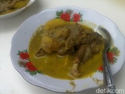 Dari Serambi Mekkah yang Lezat, Sie Itek Merah dan Putih