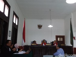 Sidang Korupsi Dana Bansos, Eks Wali Kota Bandung Jadi Saksi
