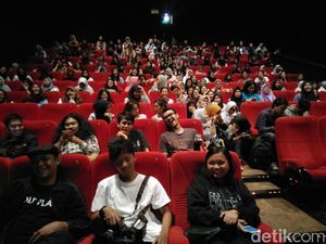 Launching Poster dan Trailer Dilan, Bioskop Dipenuhi Anak Sekolah