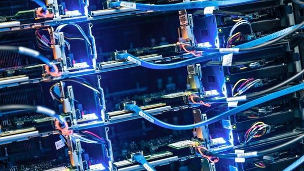 Wujud Gudang Data 2,2 Miliar Pengguna Facebook