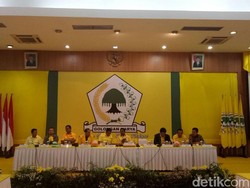 Golkar Diprediksi Terlempar dari 2 Besar Pemilu 2019