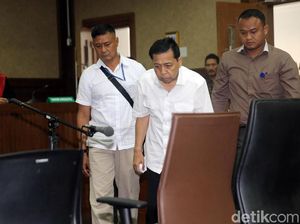 Novanto Tanya e-KTP Bisa Pakai Produk China, Kenapa?