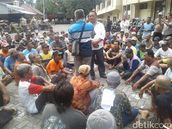 Kecewa Polisi, Ratusan Pengemudi Bentor di Ponorogo Wadul Bupati