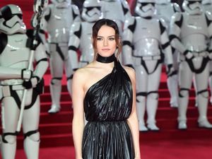 Foto: Cantiknya Daisy Ridley di Premier Star Wars London