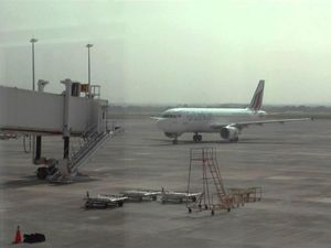 Listrik Padam di Bandara Tersibuk Dunia, Penumpang Terlantar