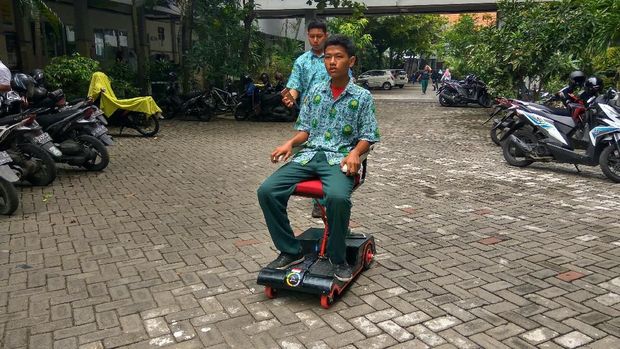 robot asal sidoarjo