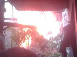 Kebakaran di Sunter Jakut, 10 Unit Mobil Pemadam Dikerahkan