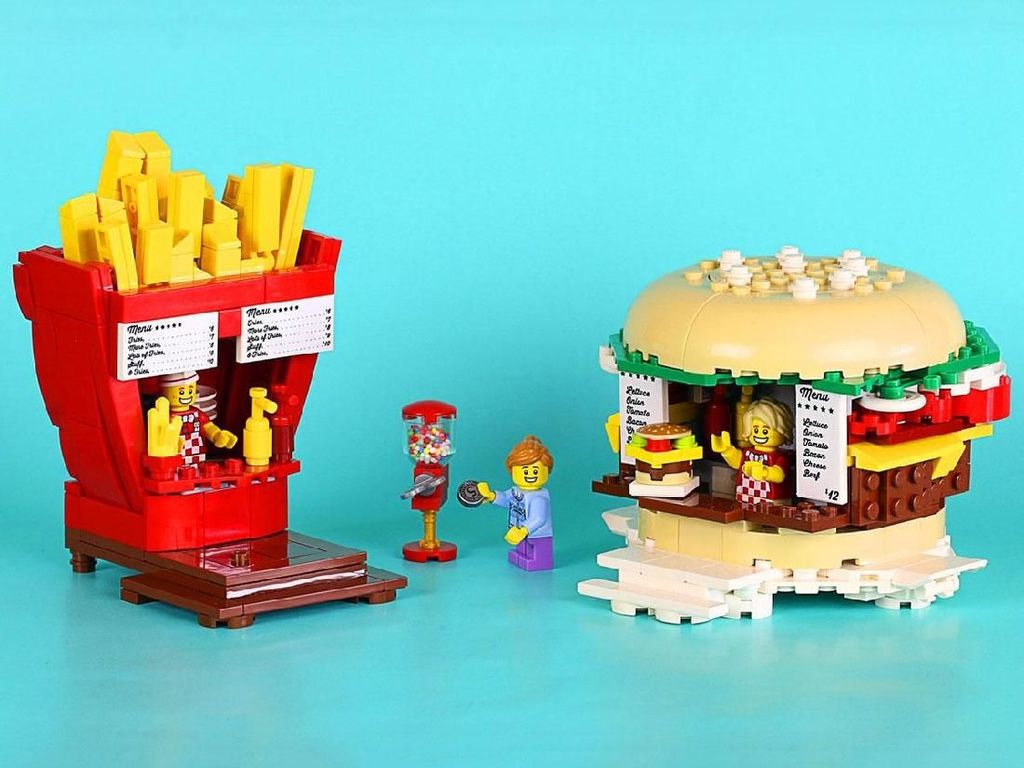 Wah, Miniatur Gerai Makanan Ini Ternyata Terbuat dari Lego!
