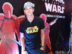 Kerja saat Natal dan Tahun Baru, Mike Lewis Batal Liburan sampai Diprotes