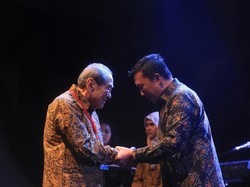 Resmi! Para Legenda Olahraga Nasional Diganjar Rp 40 Juta Plus Piagam