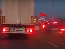 Bahayanya Suka Selap-selip di Jalan Tol