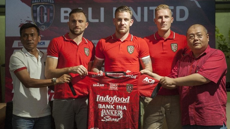 Spaso Dikontrak Tiga Tahun dan Alasannya Pilih Bali United Spaso Dikontrak Tiga Tahun dan Alasannya Pilih Bali United