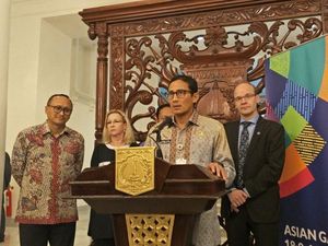 Bangun PLTSa di Sunter, Sandi: Untuk Konversi Sampah Jadi Berkah