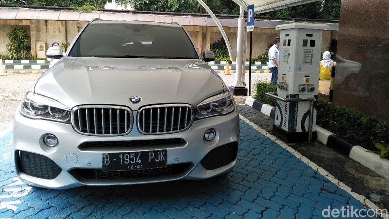 Berapa Harga Mobil Ramah Lingkungan BMW di Indonesia?