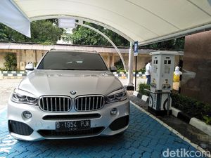 Berapa Harga Mobil Ramah Lingkungan BMW di Indonesia? Berapa Harga Mobil Ramah Lingkungan BMW di Indonesia?