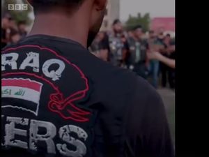 Kisah Para Pengendara Motor Irak yang Dihadang Bom dan Tembakan