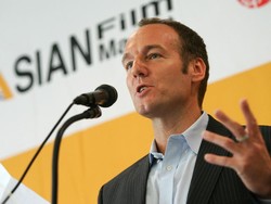 Rekam Jejak Bey Logan, Tangan Kanan Harvey Weinstein