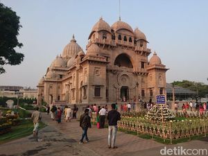 Kolkata Hari Kedua, Merasakan Keberagaman Agama Kolkata Hari Kedua, Merasakan Keberagaman Agama