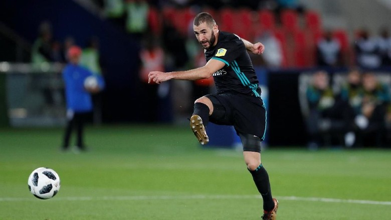 Benzema Seret Gol Lagi, Zidane Takkan Minta Striker Baru Benzema Seret Gol Lagi, Zidane Takkan Minta Striker Baru
