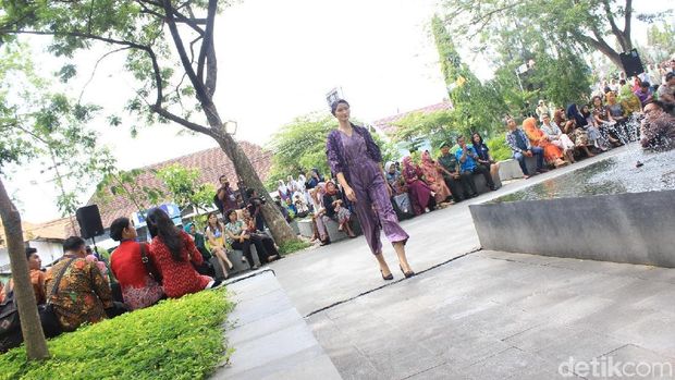 Suasana Dhoho Street Fashion di Kediri/