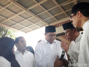 Menag: AM Fatwa Sosok Pejuang, Konsisten dan Berani Menag: AM Fatwa Sosok Pejuang, Konsisten dan Berani