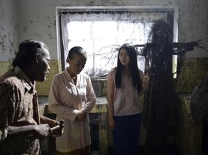 Garap Nini Thowok, Erwin Arnada Bertemu dengan Banyak Kebetulan Garap Nini Thowok, Erwin Arnada Bertemu dengan Banyak Kebetulan