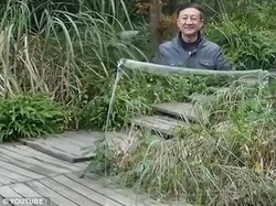 Jubah Tak Terlihat Ramai di Medsos, Ini Faktanya