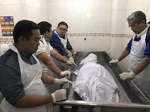 Fadli Zon Dampingi Jenazah AM Fatwa Dimandikan di Kamar Jenazah Fadli Zon Dampingi Jenazah AM Fatwa Dimandikan di Kamar Jenazah