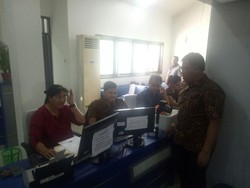 Asyik, Imigrasi Surabaya Layani Pengurusan e-Paspor di Hari Sabtu