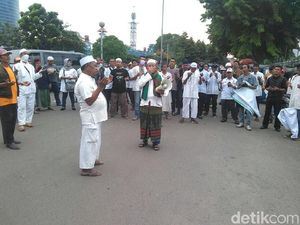 Demo di JIExpo, Massa Minta BNN Tes Urine Penonton DWP Demo di JIExpo, Massa Minta BNN Tes Urine Penonton DWP