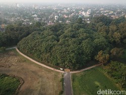 Cari yang Adem di Tengah Super Sibuknya Kota Kolkata