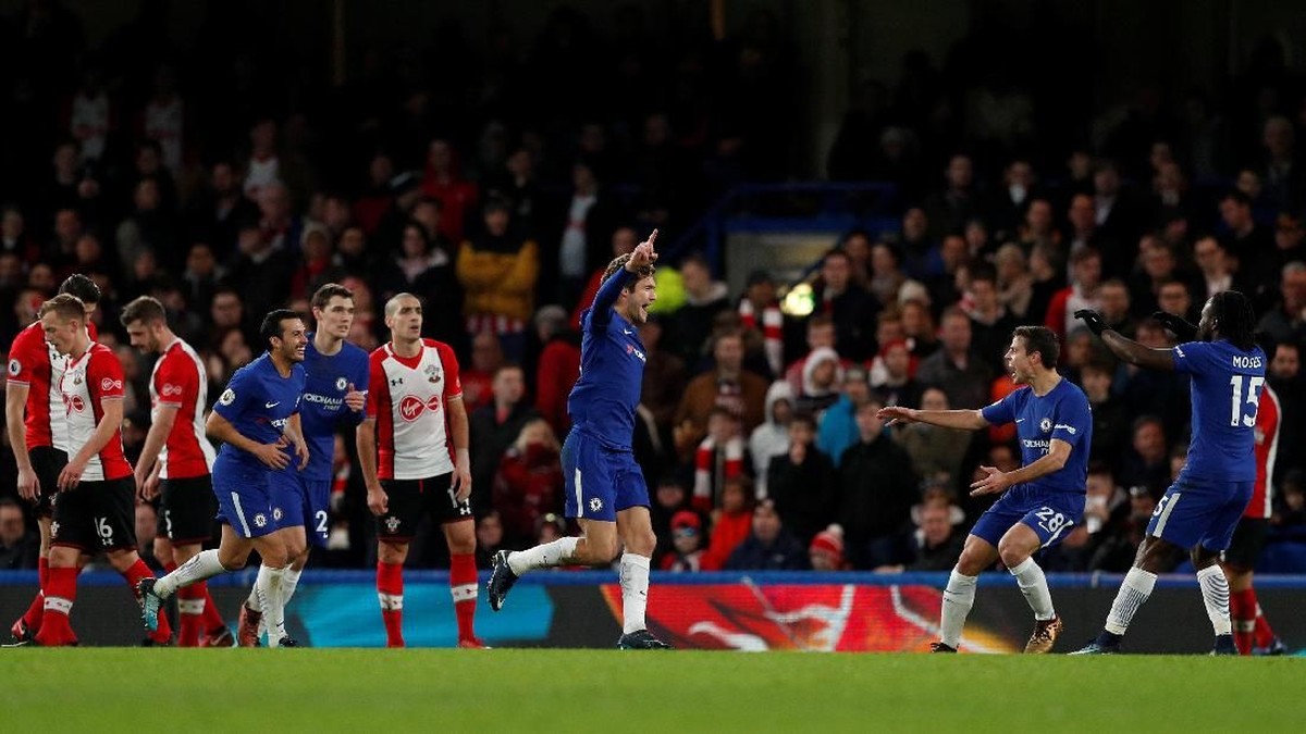 Chelsea merayakan go ke gawang (Foto: John Sibley/Reuters)