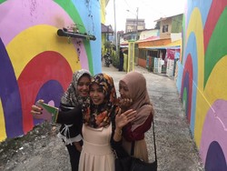 Melihat Kampoeng Selfie di Medan, Dulu Kumuh Kini Berseri