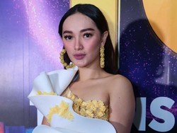 Zaskia Gotik Kena Ledek Netizen karena Salah Tulis Bahasa Inggris