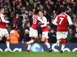 Gol Oezil Bawa Arsenal Ungguli Newcastle di Babak Pertama
