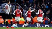Arsenal mengeluarkan Rp 72,6 miliar setiap minggu untuk menggaji pemain-pemainnya. (Eddie Keogh/Reuters)