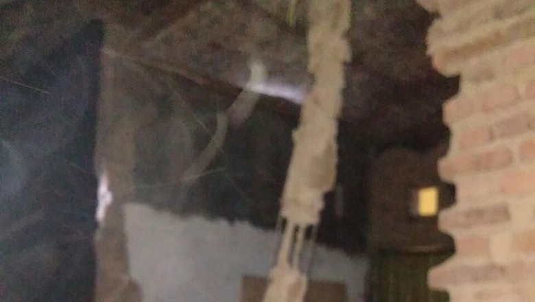 Belasan Rumah di Garut Rusak Akibat Gempa 6,9 SR Belasan Rumah di Garut Rusak Akibat Gempa 6,9 SR