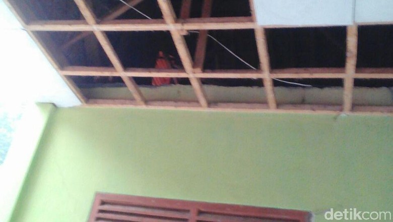 Terdampak Gempa 6,9 SR, Situasi di Ciamis Kembali Normal Terdampak Gempa 6,9 SR, Situasi di Ciamis Kembali Normal