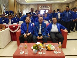 Cawagub Sudirman Said Versi PAN: Putra Mbah Maimun