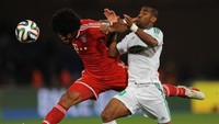 Bayern Munich bertemu klub Maroko, Raja Casablanca, di final 2013. Bayern menang 2-0 berkat gol Dante dan Thiago Alcantara. Foto: Steve Bardens/Getty Images