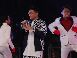 Pesona Afgan di Atas Panggung Transmedia 16