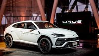 Lamborghini Urus Meluncur di Singapura