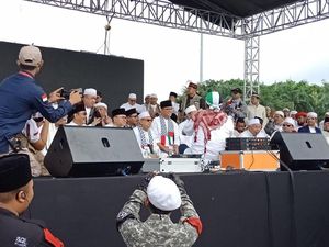 Tiba di Monas, Anies Salami Massa Aksi Bela Palestina