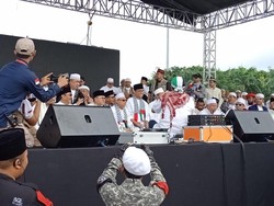 Tiba di Monas, Anies Salami Massa Aksi Bela Palestina