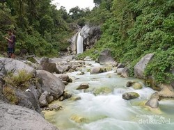 Mangku Sakti Waterfall Lombok: Daya Tarik. Harga Tiket, Rute