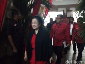 PDIP Resmi Usung Arsyadjuliandi Rachman-Suyatno di Pilgub Riau 2018 PDIP Resmi Usung Arsyadjuliandi Rachman-Suyatno di Pilgub Riau 2018