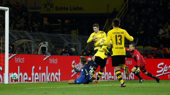 Comeback, Dortmund Tundukkan Hoffenheim