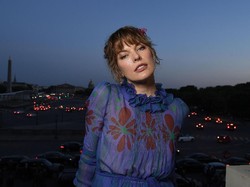 Curhat Milla Jovovich Resident Evil tentang Jadi Ibu Bekerja