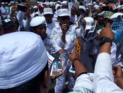 Massa FPI dan API Gelar Aksi Bela Palestina di Bandung