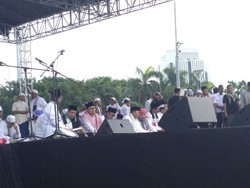 Kompak Berpeci, Fahri dan Fadli Hadiri Aksi Bela Palestina di Monas